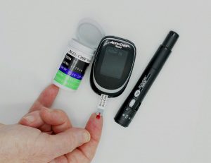 Glucometer. Image by Gary VandenBergh from Pixabay